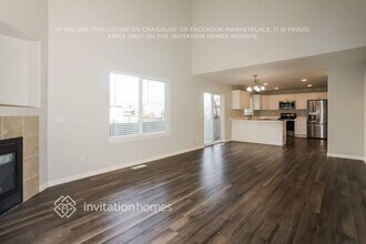 7917 185th St Ct E in Puyallup, WA - Foto de edificio - Building Photo