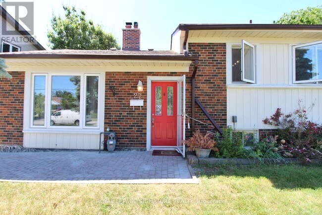 property at 27 Cornwallis Dr