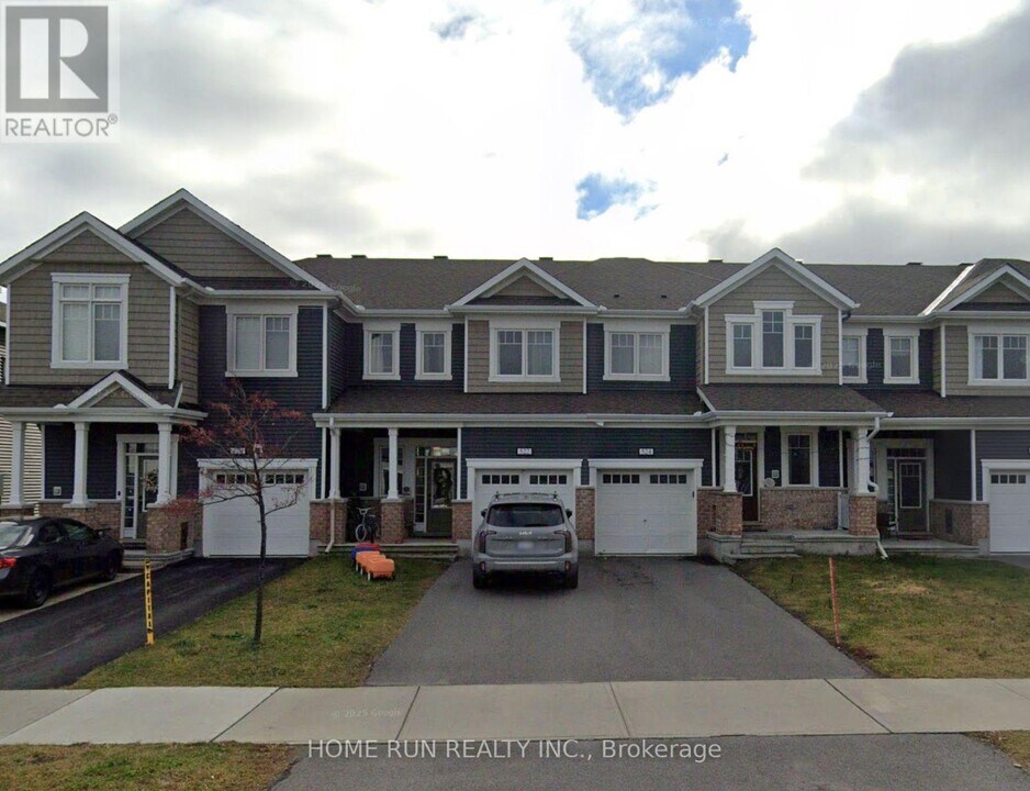 522 Cope Dr in Ottawa, ON - Building Photo