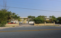 La Siesta in Fort Lauderdale, FL - Foto de edificio - Building Photo