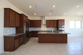 826 Golden Ore Pass in Apache Junction, AZ - Building Photo - Building Photo