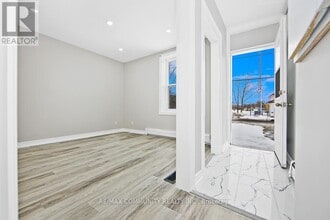 83 Moira St W in Belleville, ON - Building Photo - Building Photo