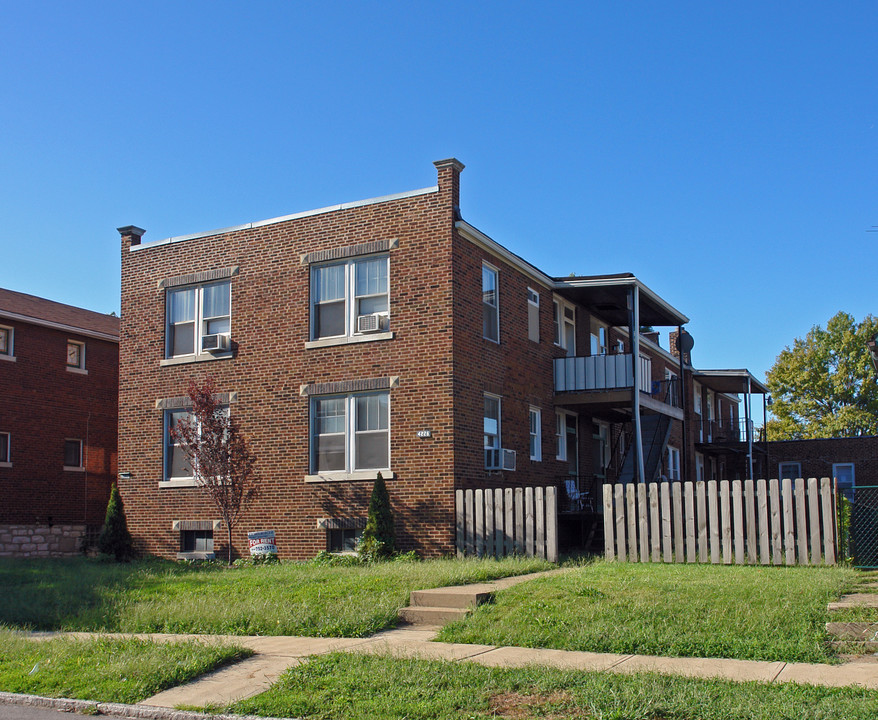 4226 Neosho St in St. Louis, MO - Building Photo