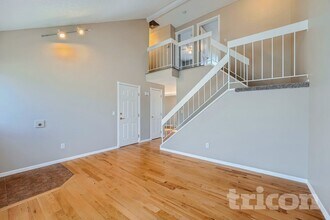 8495 W 78th Cir in Arvada, CO - Foto de edificio - Building Photo