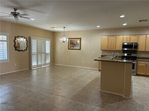 2087 Sawtooth Mountain Dr in Henderson, NV - Building Photo - Building Photo