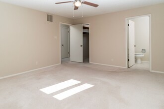 6 Alcantara Ln in Hot Springs, AR - Foto de edificio - Building Photo