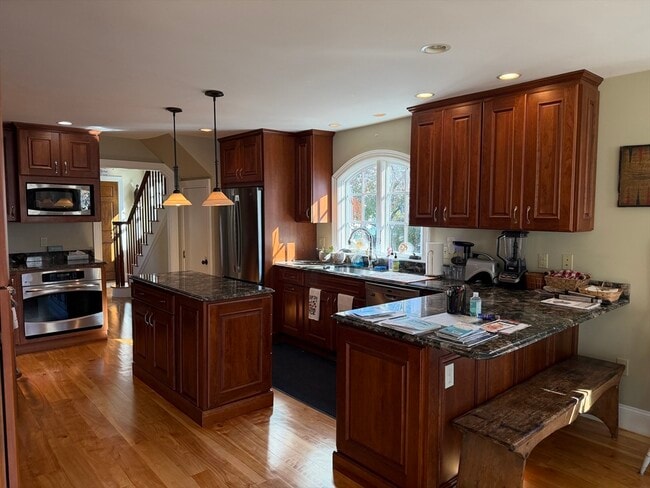 17 Central St in Marblehead, MA - Building Photo - Building Photo