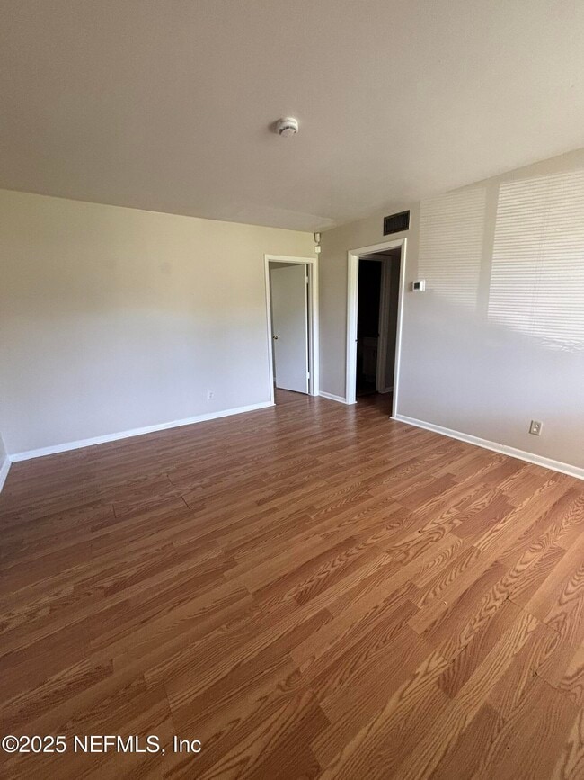 2148 Bunting Dr in Jacksonville, FL - Building Photo - Building Photo