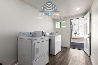 525 N 32nd St in Phoenix, AZ - Building Photo - Building Photo