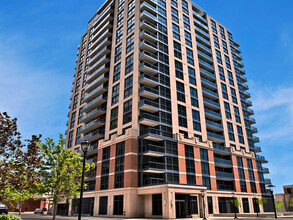 Sierra at Village Gate West in Toronto, ON - Building Photo - Building Photo