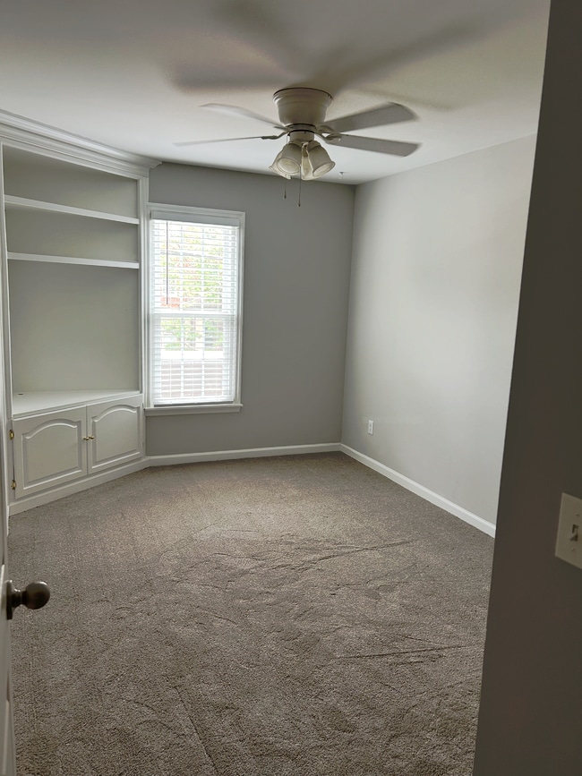 3229 W End Cir in Nashville, TN - Building Photo - Building Photo