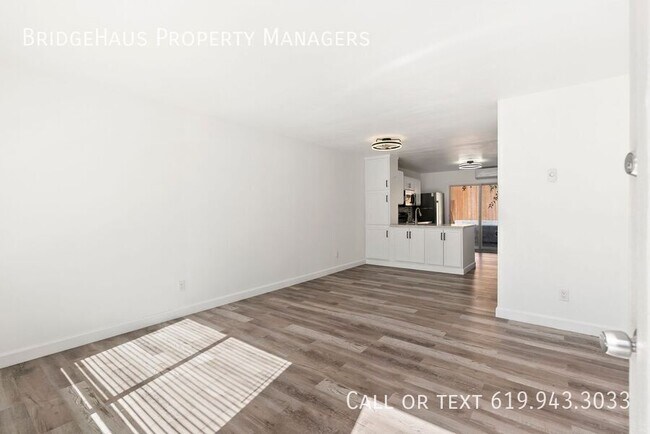 6644 Bell Bluff Ave in San Diego, CA - Building Photo - Building Photo