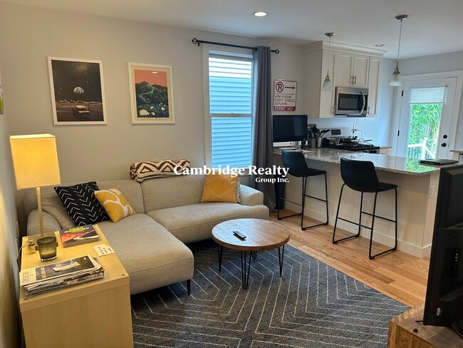 37 Porter St, Unit 1
