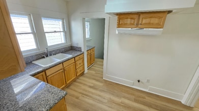 3220 W 2nd St in Los Angeles, CA - Foto de edificio - Building Photo