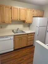 2251 Washington St, Unit 3 in Newton, MA - Building Photo