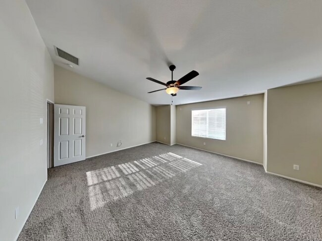 88208 Whisper Oaks Rd in Murrieta, CA - Building Photo - Building Photo