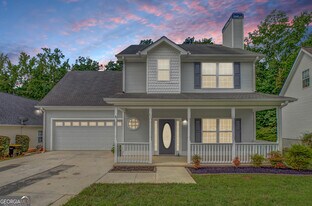 77 Crescent St in Newnan, GA - Building Photo