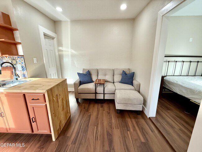 2929 Grant Ave in El Paso, TX - Building Photo - Building Photo