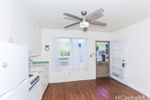 property at 1918 Waiola St