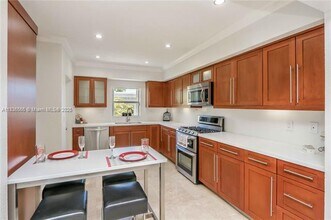 8020 Noremac Ave in Miami Beach, FL - Building Photo - Building Photo