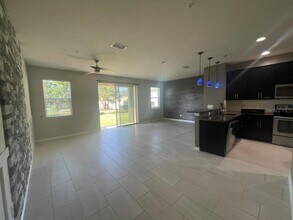 15221 Sunrise Grove Ct in Winter Garden, FL - Building Photo - Building Photo