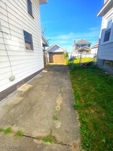 2015 Oregon Ave in Steubenville, OH - Building Photo - Building Photo