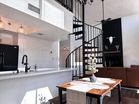 18811 N 19th Ave, Unit #3025 in Phoenix, AZ - Building Photo