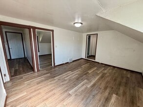 1305 Merrill Ave in Wausau, WI - Building Photo - Building Photo