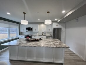 MacArthur's Apartments in Moncton, NB - Building Photo - Building Photo