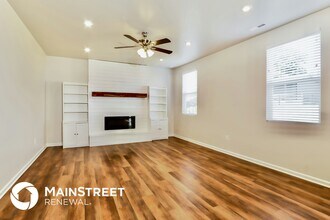 443 Vildana Wy in Shelbyville, KY - Foto de edificio - Building Photo