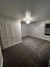 7356 - 7358 Perry Street, Unit 7358 Unit 2 in Mount Healthy, OH - Foto de edificio - Building Photo