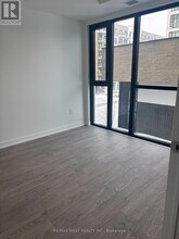 750 Whitlock Ave in Milton, ON - Building Photo - Building Photo