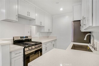 1534 Euclid St, Unit 4 in Santa Monica, CA - Building Photo - Building Photo