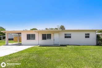 1252 Ridgewood Dr in Melbourne, FL - Building Photo - Building Photo