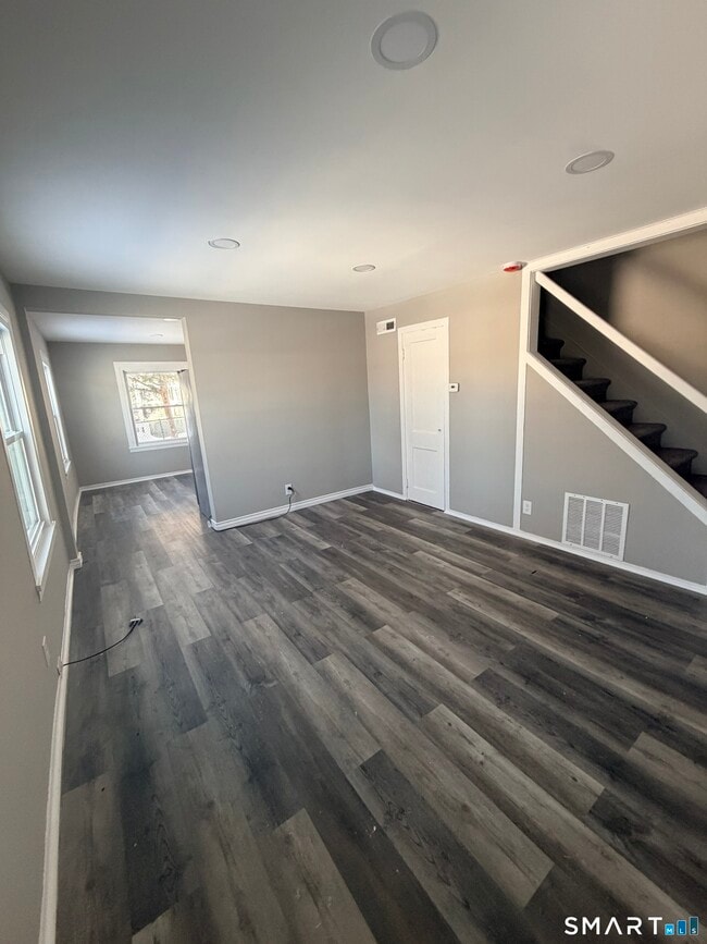 58 Victory Dr in New Haven, CT - Building Photo - Building Photo