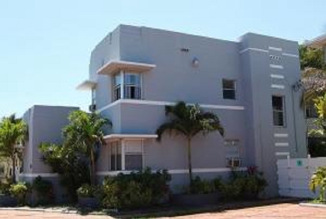 7120 Indian Creek Dr in Miami Beach, FL - Building Photo