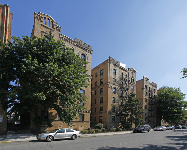 486 Brooklyn in Brooklyn, NY - Foto de edificio - Building Photo