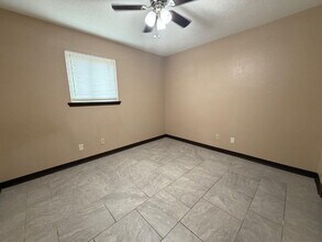 226 Cherry St in Levelland, TX - Building Photo - Building Photo