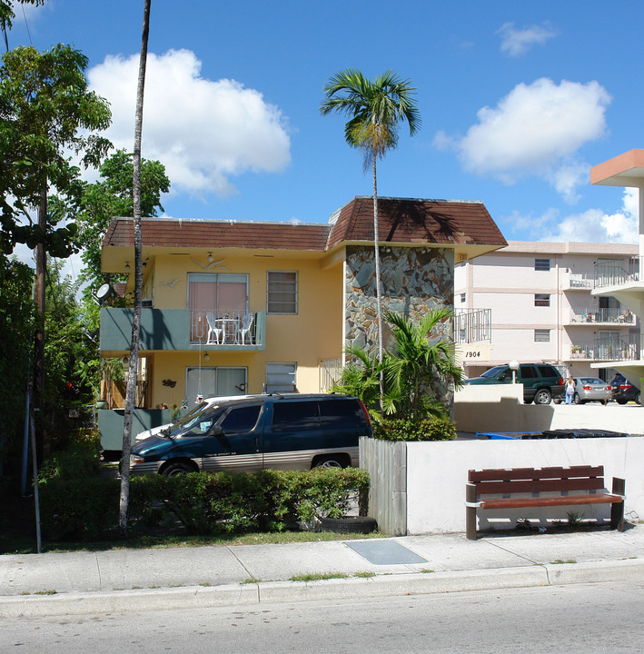 1904 SW 17th Ave in Miami, FL - Building Photo