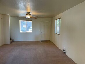 731 Diamond St in Medford, OR - Foto de edificio - Building Photo