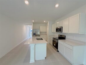 2154 Marksman Rd in Eagle Lake, FL - Building Photo - Building Photo