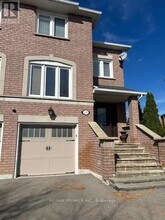 56 Isa Ct in Vaughan, ON - Building Photo - Building Photo