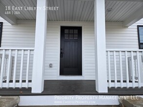 18 E Liberty St in Staunton, VA - Building Photo - Building Photo