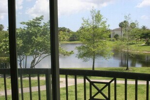 4167 N Haverhill Rd in West Palm Beach, FL - Building Photo