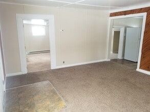 2401 Leroy Caledonia Rd in Leroy, NY - Building Photo - Building Photo