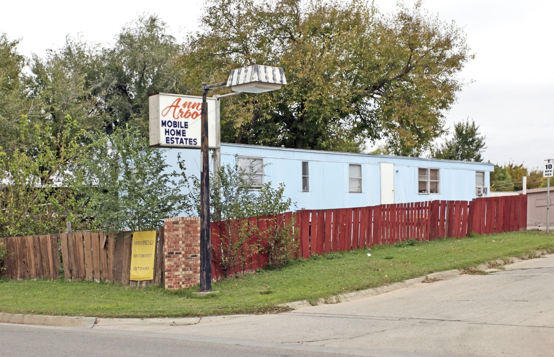 900 N Ann Arbor Ave in Oklahoma City, OK - Building Photo