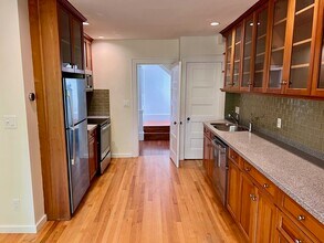 28 Ellsworth Park in Cambridge, MA - Building Photo - Building Photo