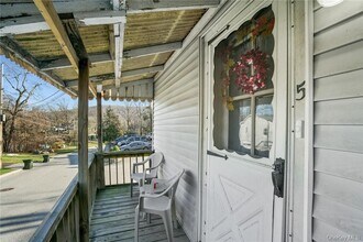 4 Montgomery Rd in Highlands, NY - Building Photo - Building Photo