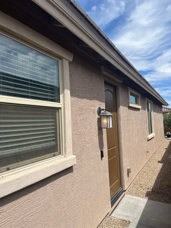 2216 W Donner Dr, Unit Casita