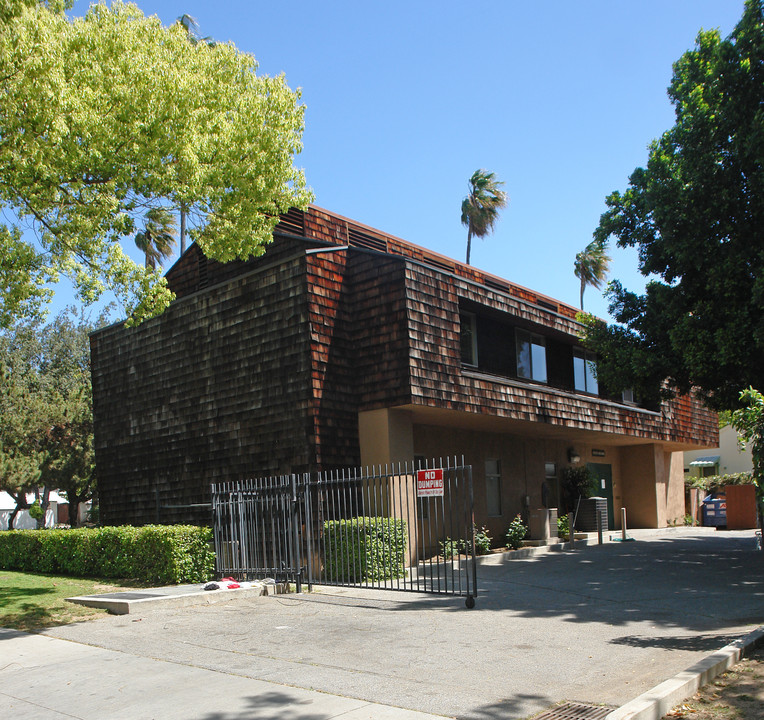 444 Washington Blvd in Pasadena, CA - Building Photo